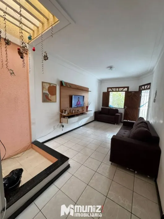 Casa com 2 Quartos para alugar, 155m² — foto 3