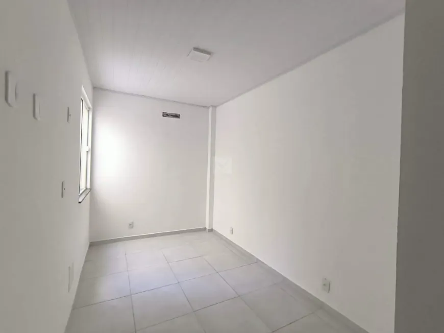 Apartamento com 2 Quartos para alugar, 65m² — foto 3